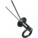 うずくまる金具